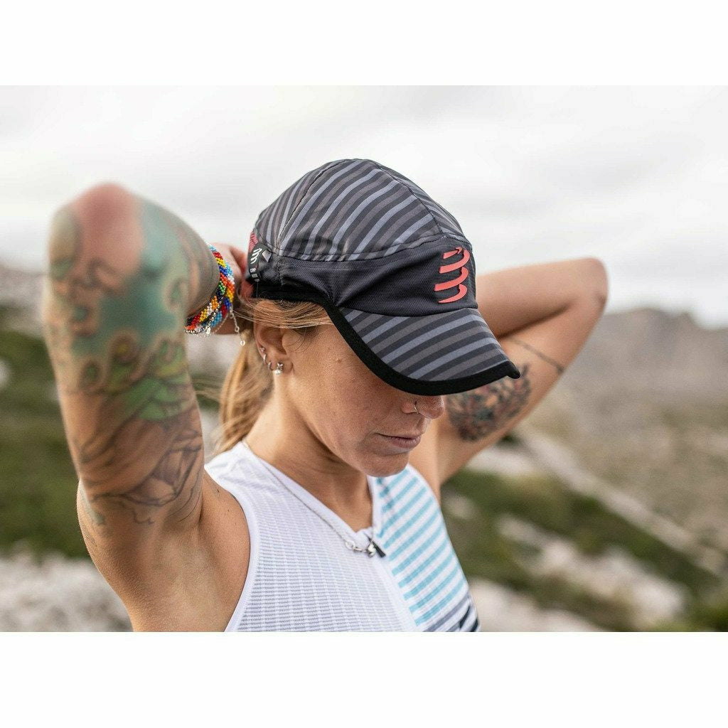 Compressport Pro Racing Cap Black - Berretto Running - Mud and Snow