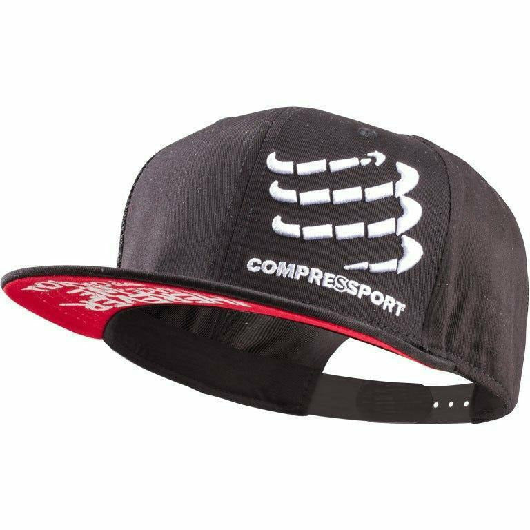 Compressport Flat Cap Black - Berretto Unisex - Mud and Snow