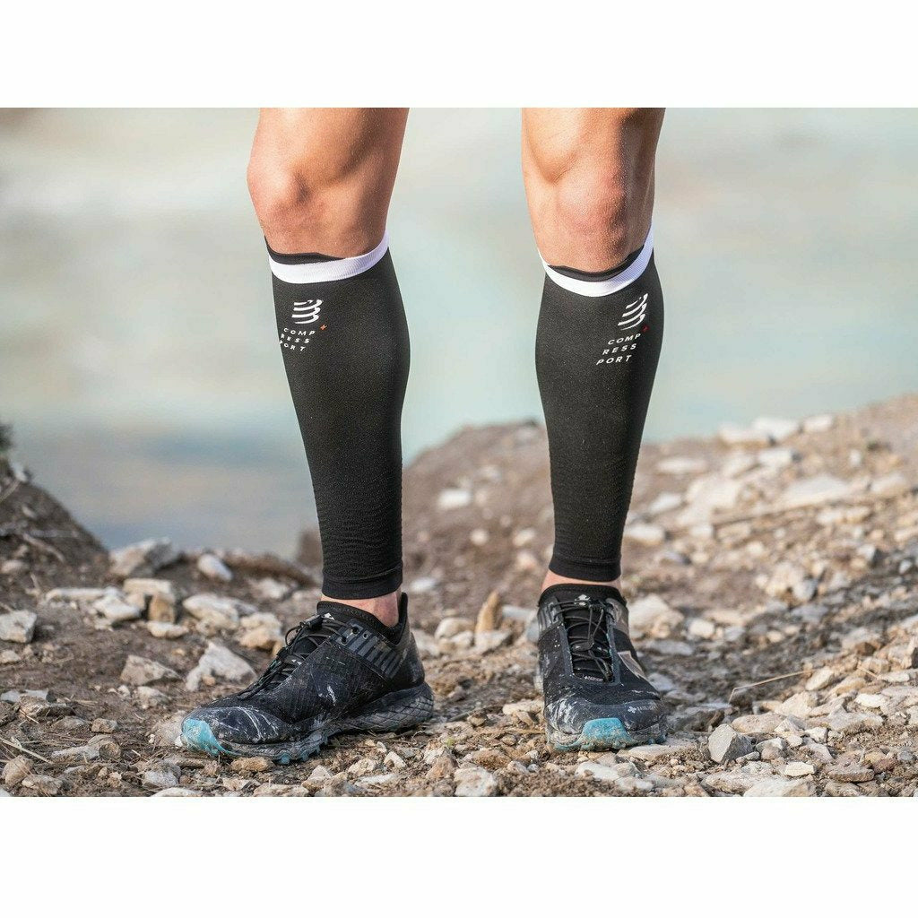Compressport R2 V2 Black - Calf Sleeves - Mud and Snow